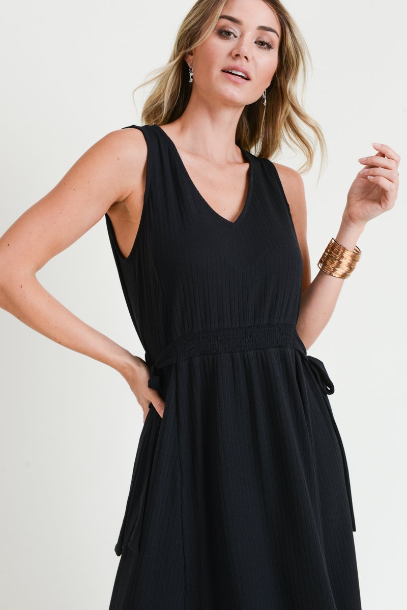 Semi Formal Sleeveless V Neck Dress